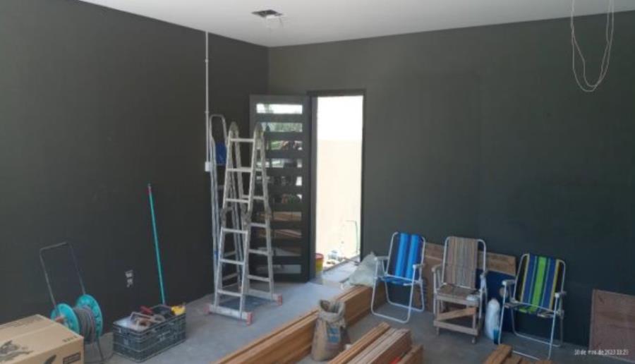 Pelotas/RS - Laranjal - Casa com 375m² Leilão Banco Inter, localizado em Pelotas - RS, bairro Laranjal