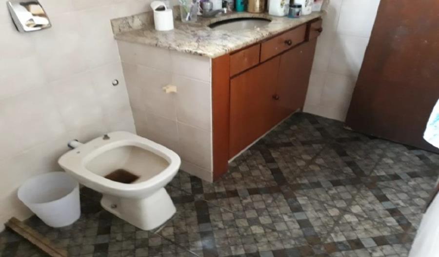 Petrópolis/RJ - Bonsucesso - Casa com 94m² Leilão Banco Inter, localizado em Petrópolis - RJ, bairro Bonsucesso