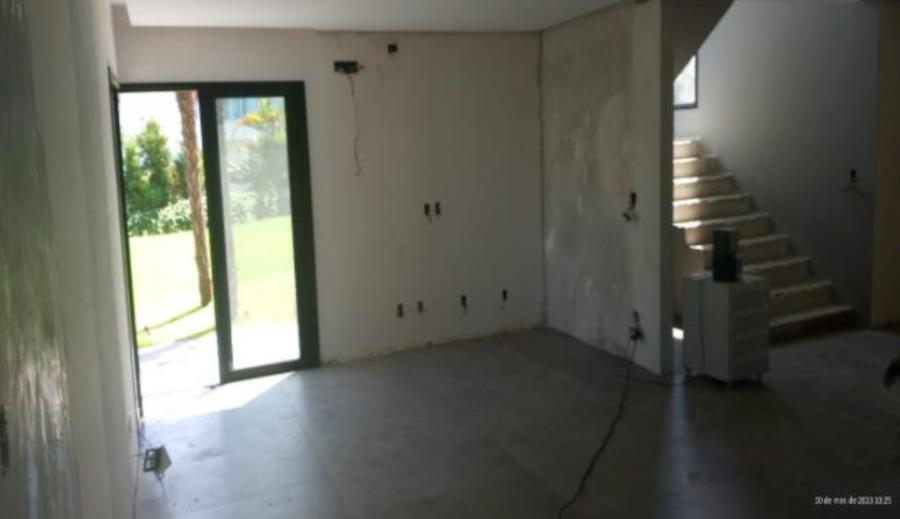 Pelotas/RS - Laranjal - Casa com 375m² Leilão Banco Inter, localizado em Pelotas - RS, bairro Laranjal