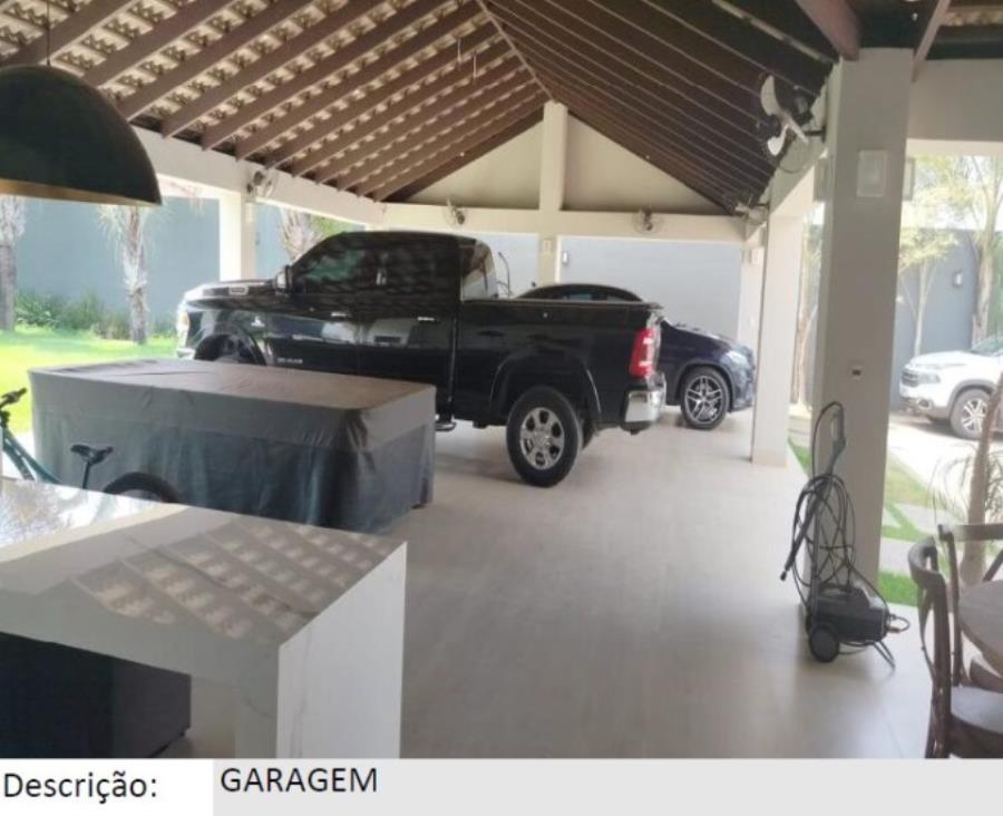 Patos de Minas/MG - Alto dos Caiçaras - Casa com 790m² Leilão Banco Inter, localizado em Patos De Minas - MG, bairro Alto dos Caiçaras