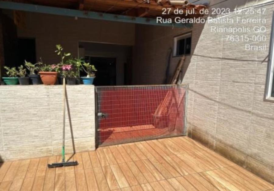 Rianápolis/GO - Setor Arlindo Silva - Casa com 294m² Leilão Banco Inter, localizado em Rianápolis - GO, bairro Setor Arlindo Silva