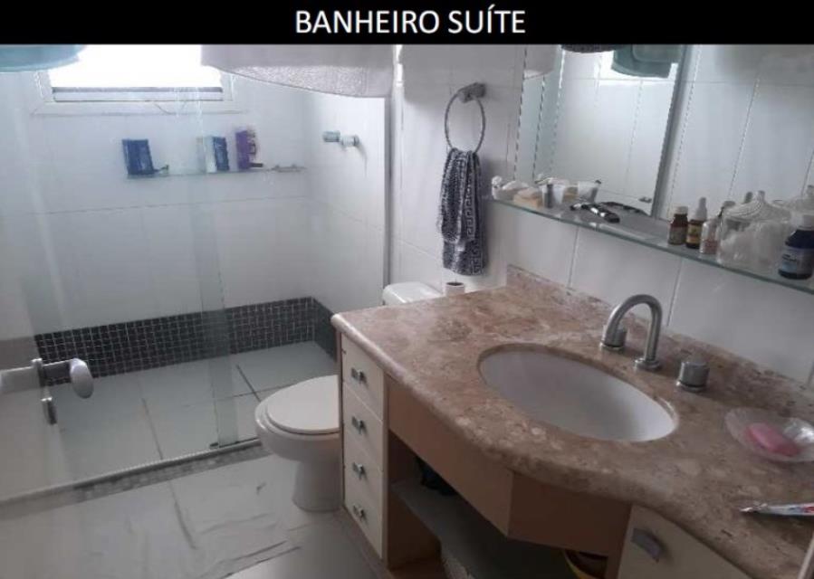 São José dos Campos/SP - Urbanova - Casa com 337m² Leilão Banco Inter, localizado em São José Dos Campos - SP, bairro Santana do Paraíba