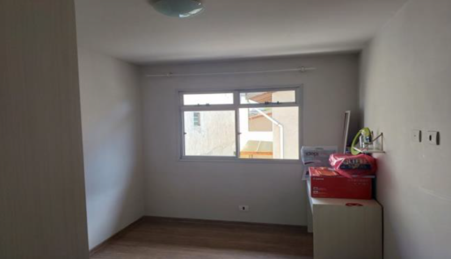 Curitiba/PR – Santa Cândida – Casa em área de 330m² Leilão Banco Inter, localizado em Curitiba - PR
