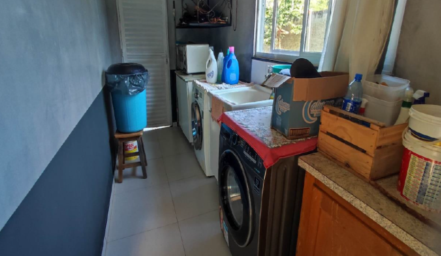 Foz do Iguaçu/PR - Loteamento Porto Dourado - Casa com 336m² Leilão Banco Inter, localizado em Foz Do Iguaçu - PR, bairro Loteamento Porto Dourado