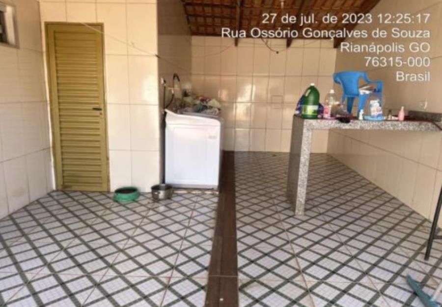 Rianápolis/GO - Setor Arlindo Silva - Casa com 294m² Leilão Banco Inter, localizado em Rianápolis - GO, bairro Setor Arlindo Silva