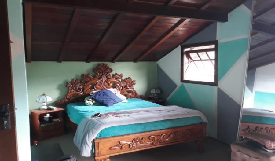 Petrópolis/RJ - Bonsucesso - Casa com 94m² Leilão Banco Inter, localizado em Petrópolis - RJ, bairro Bonsucesso