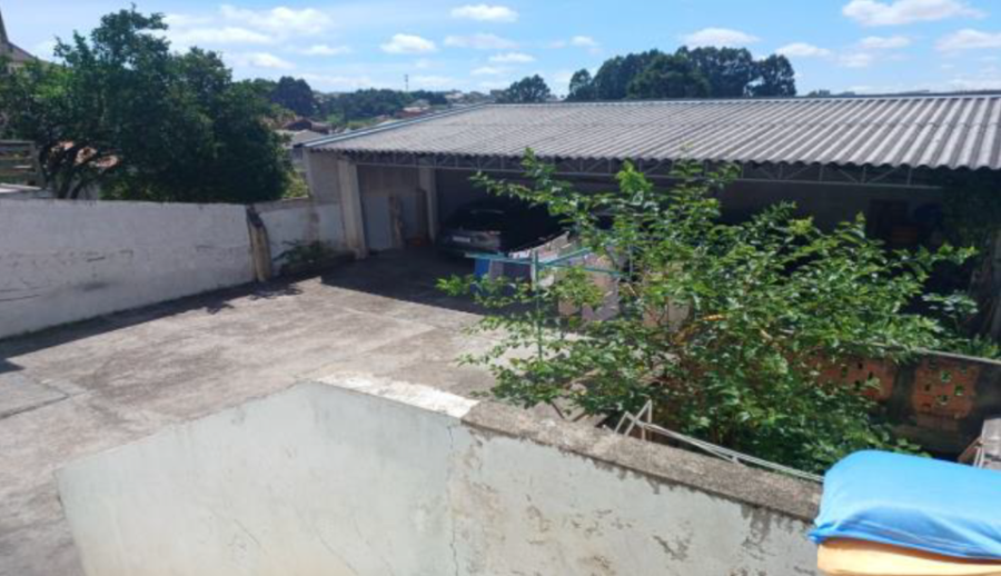 Curitiba/PR – Santa Cândida – Casa em área de 330m² Leilão Banco Inter, localizado em Curitiba - PR