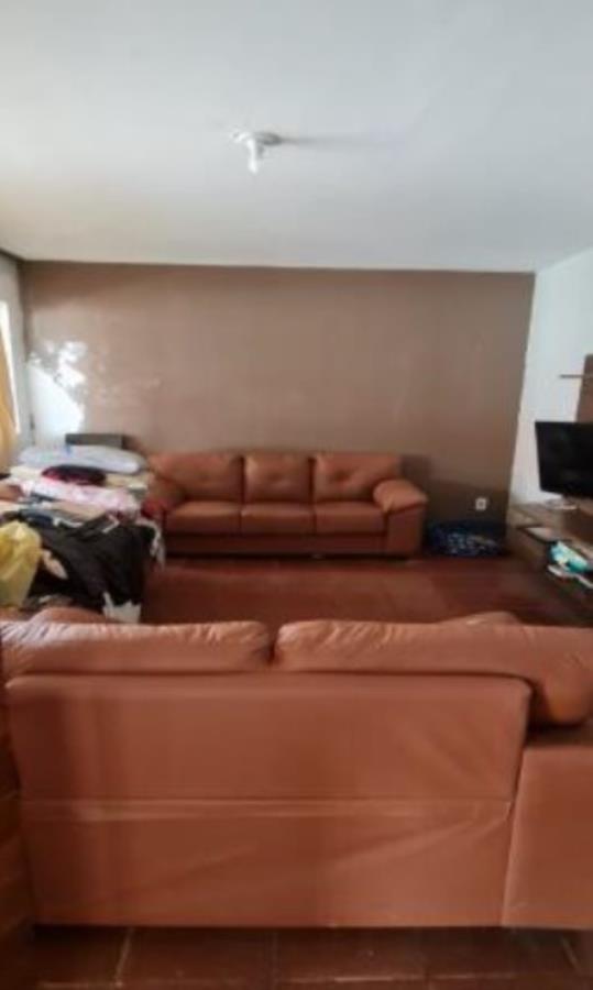 Brasília/DF - Taguatinga - Casa com 170m² Leilão Banco Inter, localizado em Brasília - DF, bairro Taguatinga