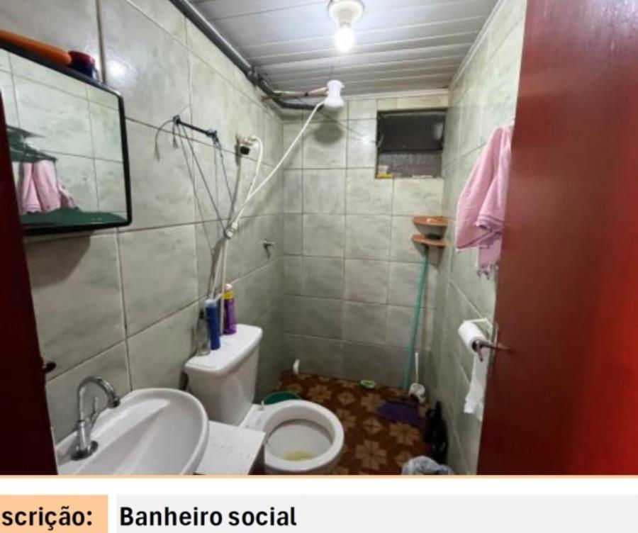 Passo Fundo/RS - José Alexandre Zachia - Casa com 86m² Leilão Banco Inter, localizado em Passo Fundo - RS, bairro Loteamento Núcleo Habitacional Irmãos Barbosa