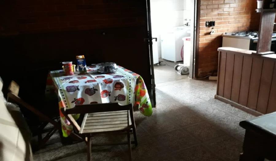 Petrópolis/RJ - Bonsucesso - Casa com 94m² Leilão Banco Inter, localizado em Petrópolis - RJ, bairro Bonsucesso