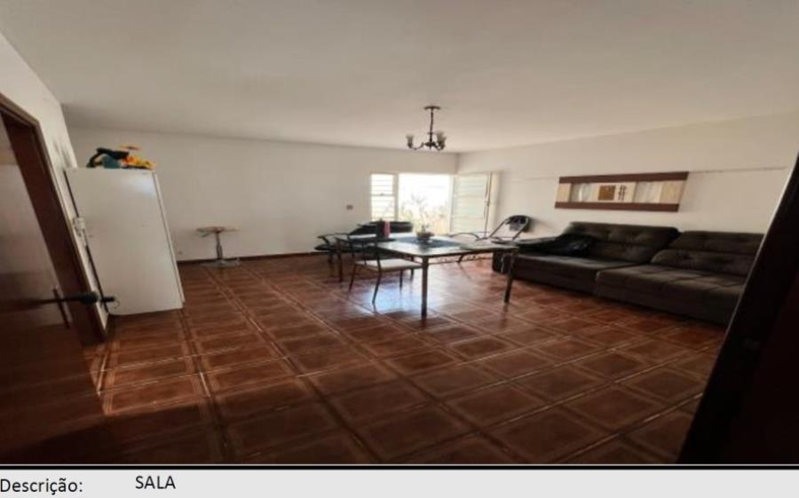 Itararé/SP - Jardim Claudina - Casa com 168m² Leilão Banco Inter, localizado em Itararé - SP, bairro Jardim Claudina