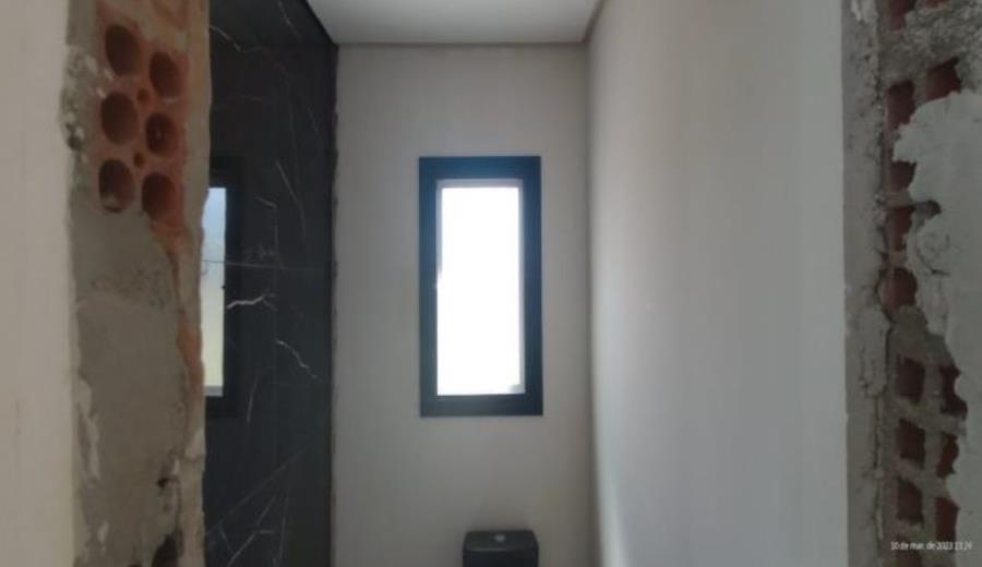Pelotas/RS - Laranjal - Casa com 375m² Leilão Banco Inter, localizado em Pelotas - RS, bairro Laranjal