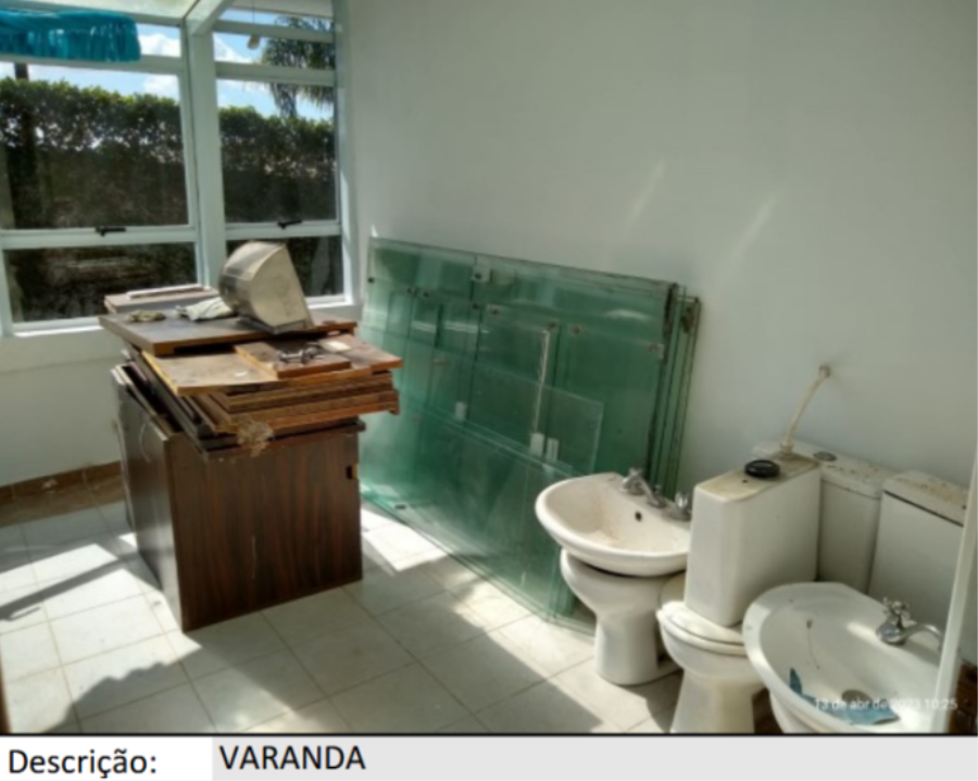 Pinhais/PR - Jardim Marumby – Casa com 344m² Leilão Banco Inter, localizado em Pinhais - PR