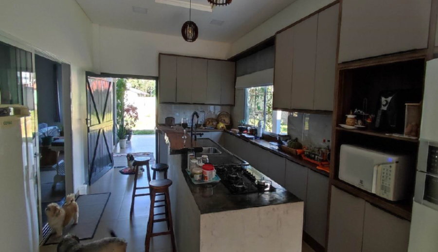 Foz do Iguaçu/PR - Loteamento Porto Dourado - Casa com 336m² Leilão Banco Inter, localizado em Foz Do Iguaçu - PR, bairro Loteamento Porto Dourado