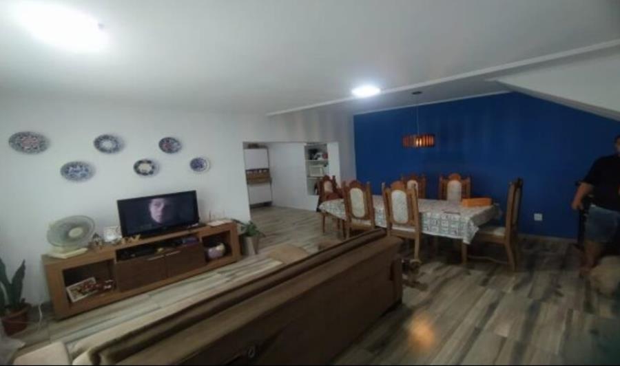 Volta Redonda/RJ – Retiro – Casa com 142m² Leilão Banco Inter, localizado em Volta Redonda - RJ, bairro Retiro