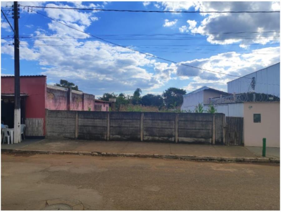 Leilão sicoob - cruzeiro da fortaleza/mg - brejo bonito - 537m²