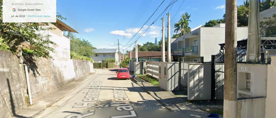 Blumenau/SC - Ribeirão Fresco - Casa com 82m² Leilão Banco Inter, localizado em Blumenau - SC, bairro Ribeirão Fresco