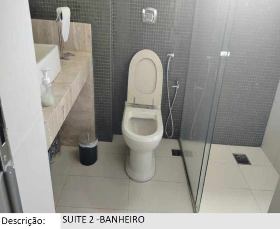 Patos de Minas/MG - Alto dos Caiçaras - Casa com 790m² Leilão Banco Inter, localizado em Patos De Minas - MG, bairro Alto dos Caiçaras