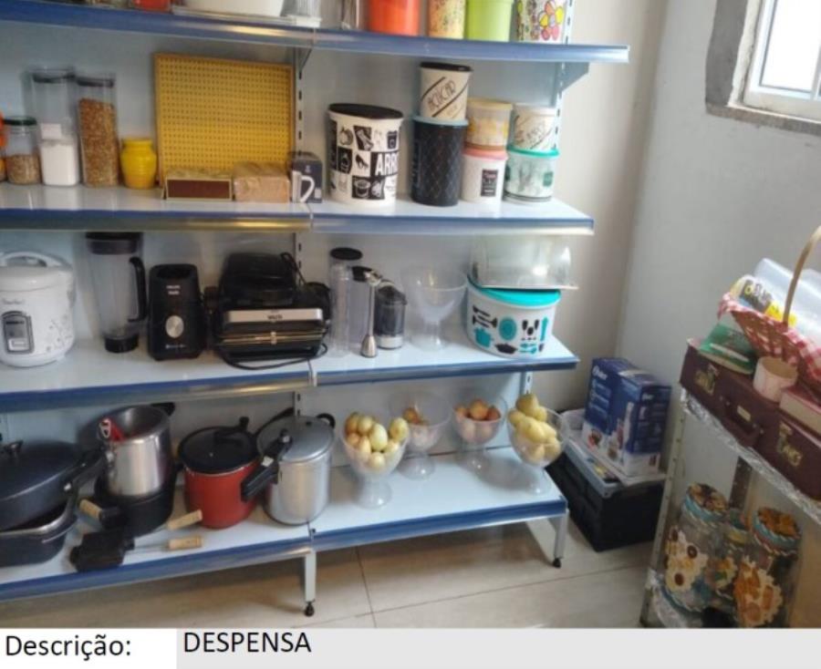 Patos de Minas/MG - Alto dos Caiçaras - Casa com 790m² Leilão Banco Inter, localizado em Patos De Minas - MG, bairro Alto dos Caiçaras
