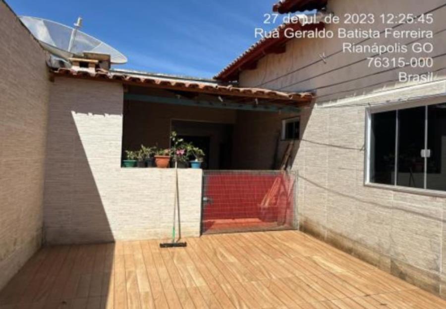 Rianápolis/GO - Setor Arlindo Silva - Casa com 294m² Leilão Banco Inter, localizado em Rianápolis - GO, bairro Setor Arlindo Silva