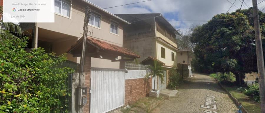 Nova Friburgo/RJ - Amparo - Casa em área com 171m² Leilão Banco Inter, localizado em Nova Friburgo - RJ, bairro Amparo