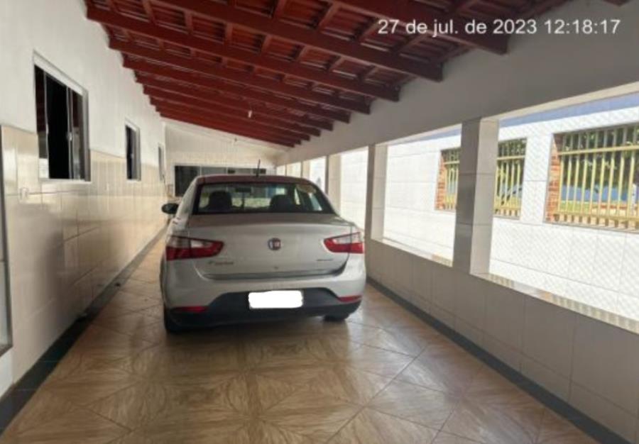 Rianápolis/GO - Setor Arlindo Silva - Casa com 294m² Leilão Banco Inter, localizado em Rianápolis - GO, bairro Setor Arlindo Silva