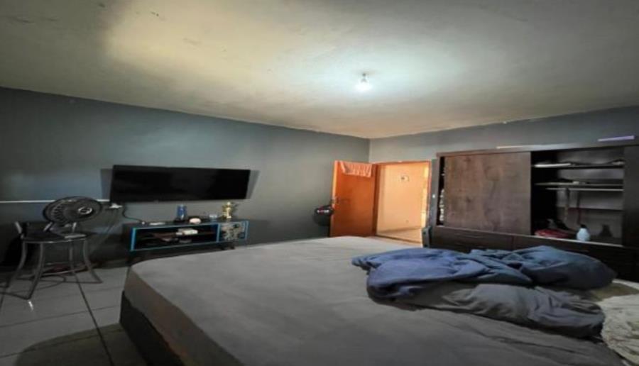 Itumbiara/GO - Cidade Jardim - Casa com 129m² Leilão Banco Inter, localizado em Itumbiara - GO, bairro Cidade Jardim