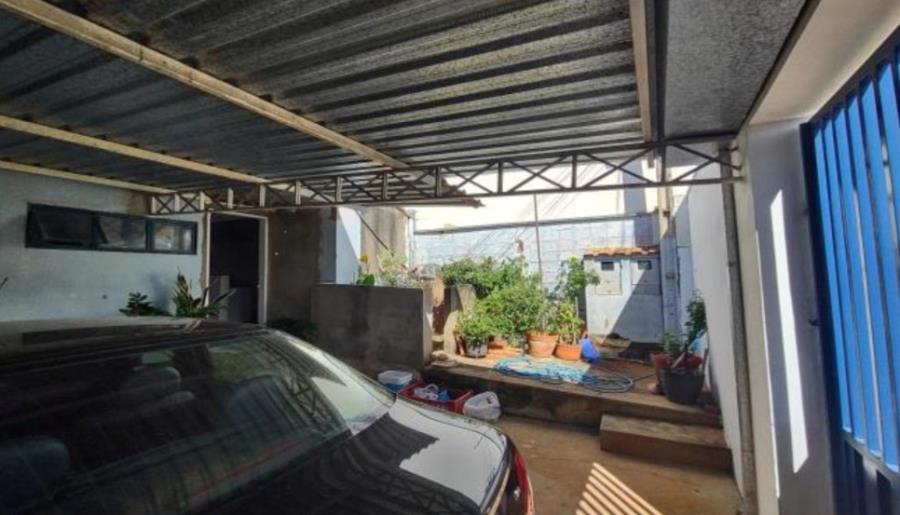 Porto Ferreira/SP - Jardim Alto da Serrra D'Água - Casa com 200m² Leilão Banco Inter, localizado em Porto Ferreira - SP, bairro Jardim Alto da Serra D'água