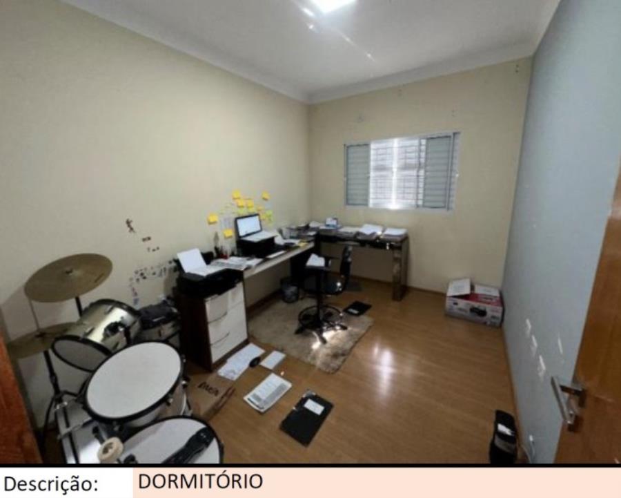 Arapongas/PR - Jardim Petrópolis - Casa com 129m² Leilão Banco Inter, localizado em Arapongas - PR, bairro Jardim Petrópolis