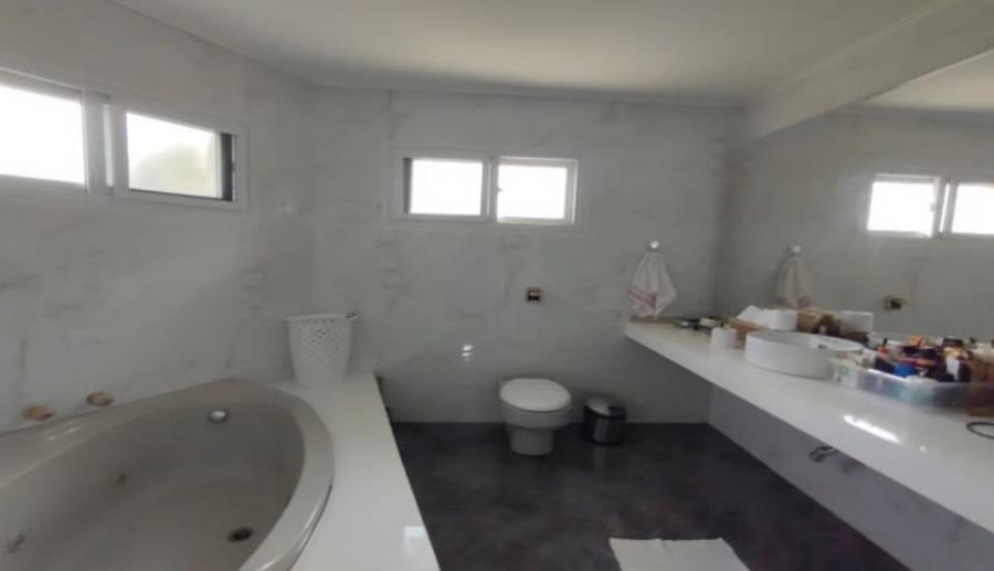Santana de Parnaíba/SP - Alphaville Residencial 10 - Casa com 393m² Leilão Banco Inter, localizado em Santana De Parnaíba - SP