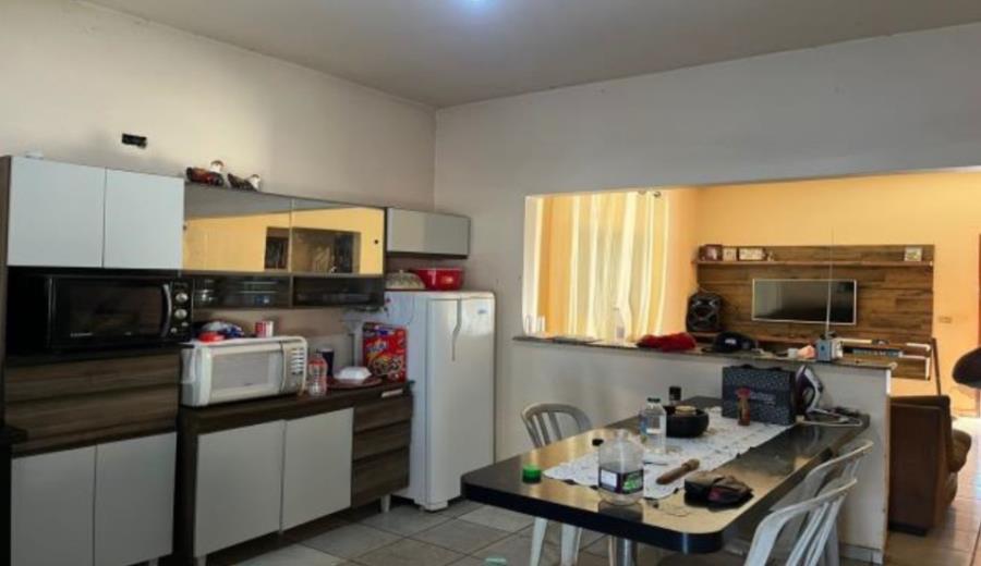 Itumbiara/GO - Cidade Jardim - Casa com 129m² Leilão Banco Inter, localizado em Itumbiara - GO, bairro Cidade Jardim