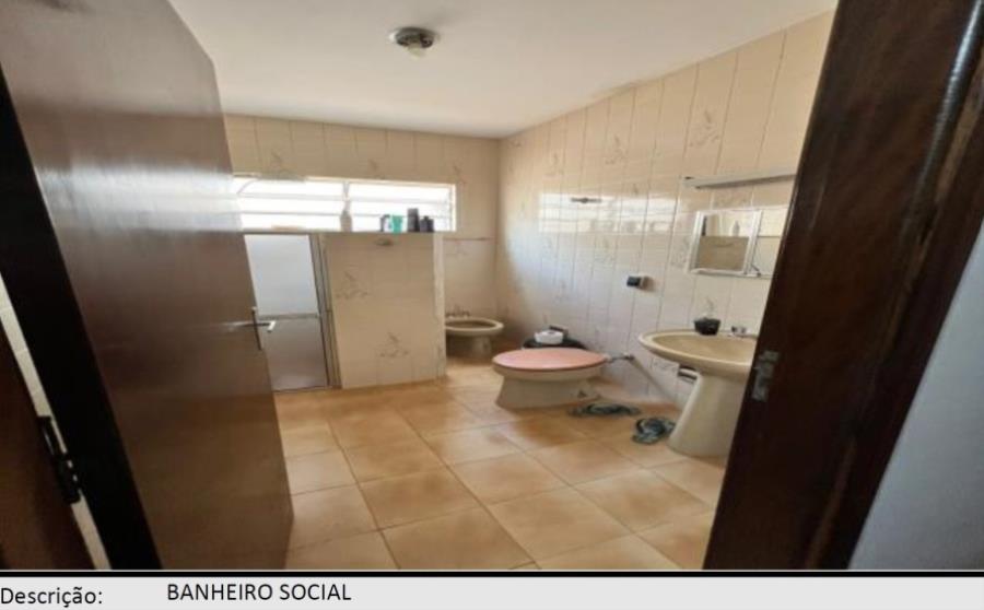 Itararé/SP - Jardim Claudina - Casa com 168m² Leilão Banco Inter, localizado em Itararé - SP, bairro Jardim Claudina