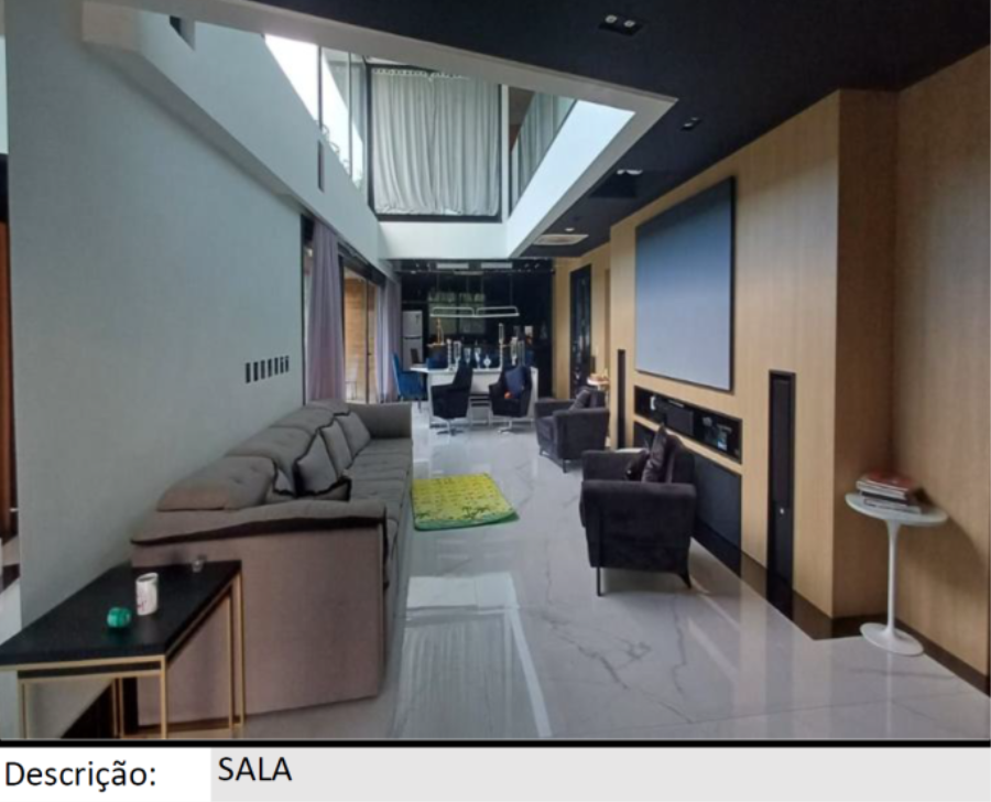 Porto Alegre/RS - Cond. Alphaville - Casa com 468m² Leilão Banco Inter, localizado em Porto Alegre - RS