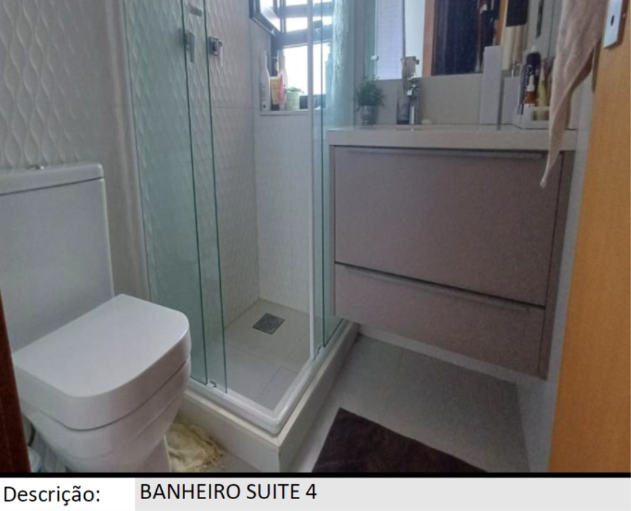 Porto Alegre/RS - Cond. Alphaville - Casa com 468m² Leilão Banco Inter, localizado em Porto Alegre - RS
