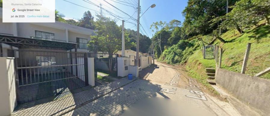 Blumenau/SC - Ribeirão Fresco - Casa com 82m² Leilão Banco Inter, localizado em Blumenau - SC, bairro Ribeirão Fresco