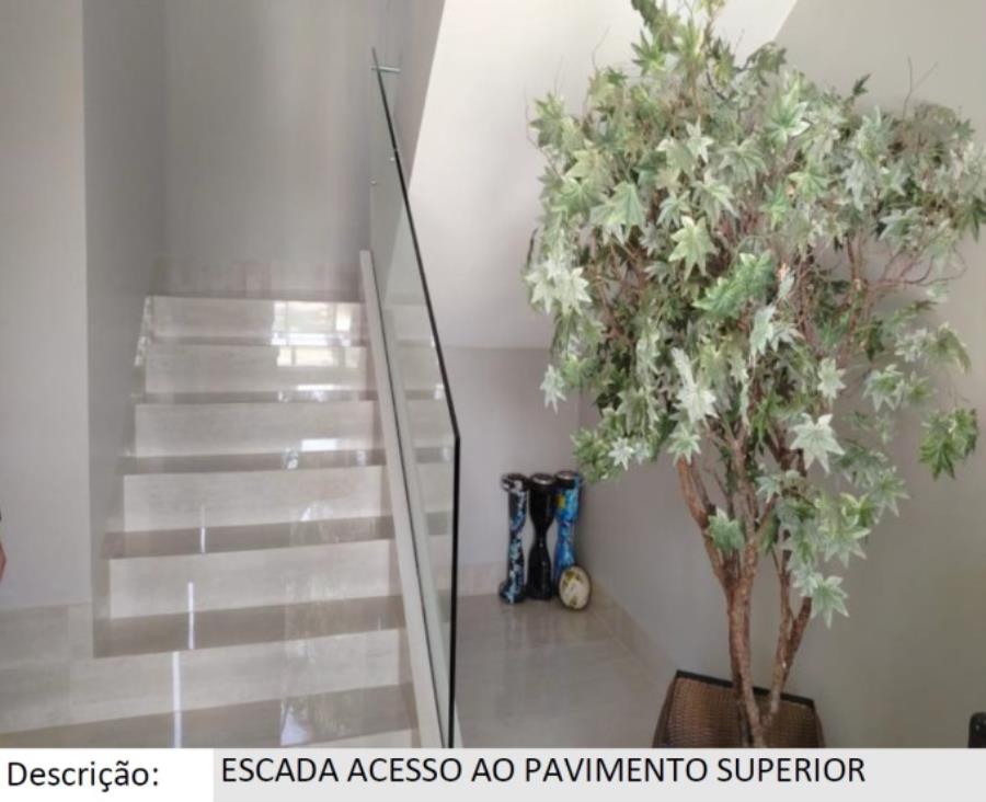 Patos de Minas/MG - Alto dos Caiçaras - Casa com 790m² Leilão Banco Inter, localizado em Patos De Minas - MG, bairro Alto dos Caiçaras