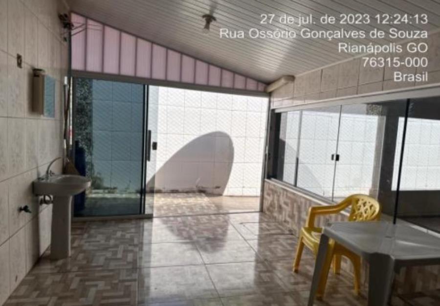 Rianápolis/GO - Setor Arlindo Silva - Casa com 294m² Leilão Banco Inter, localizado em Rianápolis - GO, bairro Setor Arlindo Silva