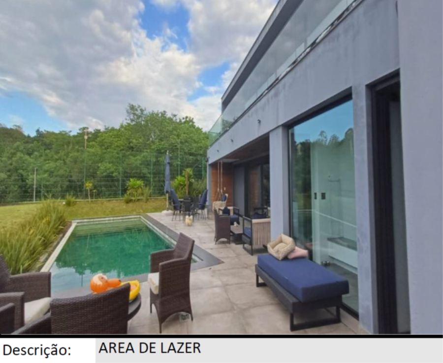 Porto Alegre/RS - Cond. Alphaville - Casa com 468m² Leilão Banco Inter, localizado em Porto Alegre - RS
