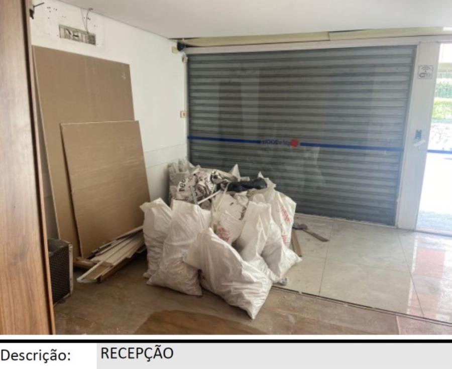 Taboão da Serra/SP - Parque Santos Dumont - Prédio comercial com 300m² Leilão Banco Inter, localizado em Taboão Da Serra - SP, bairro Parque Santos Dumont