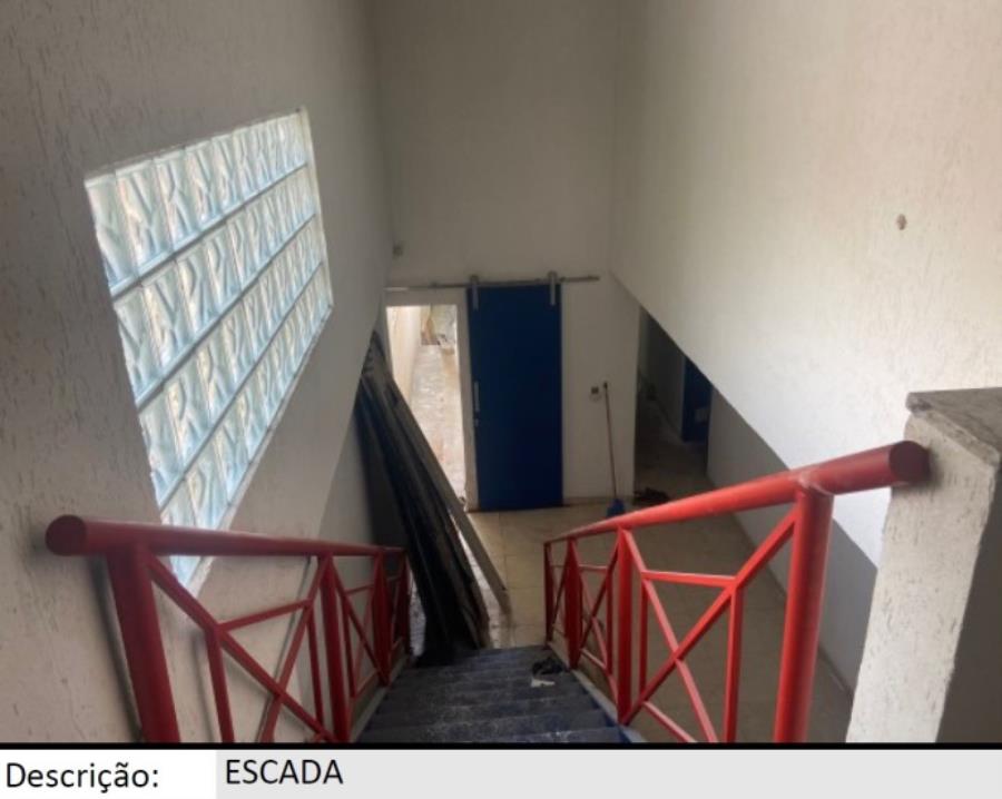 Taboão da Serra/SP - Parque Santos Dumont - Prédio comercial com 300m² Leilão Banco Inter, localizado em Taboão Da Serra - SP, bairro Parque Santos Dumont