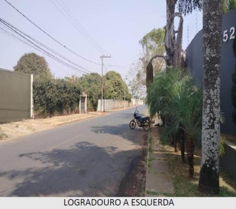 Patos de Minas/MG - Alto dos Caiçaras - Casa com 790m² Leilão Banco Inter, localizado em Patos De Minas - MG, bairro Alto dos Caiçaras