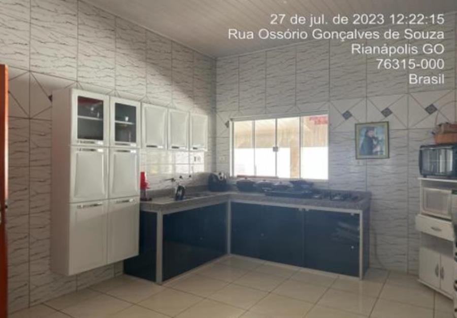 Rianápolis/GO - Setor Arlindo Silva - Casa com 294m² Leilão Banco Inter, localizado em Rianápolis - GO, bairro Setor Arlindo Silva