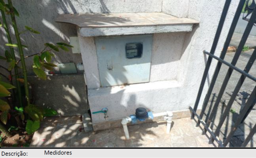 Curitiba/PR – Santa Cândida – Casa em área de 330m² Leilão Banco Inter, localizado em Curitiba - PR