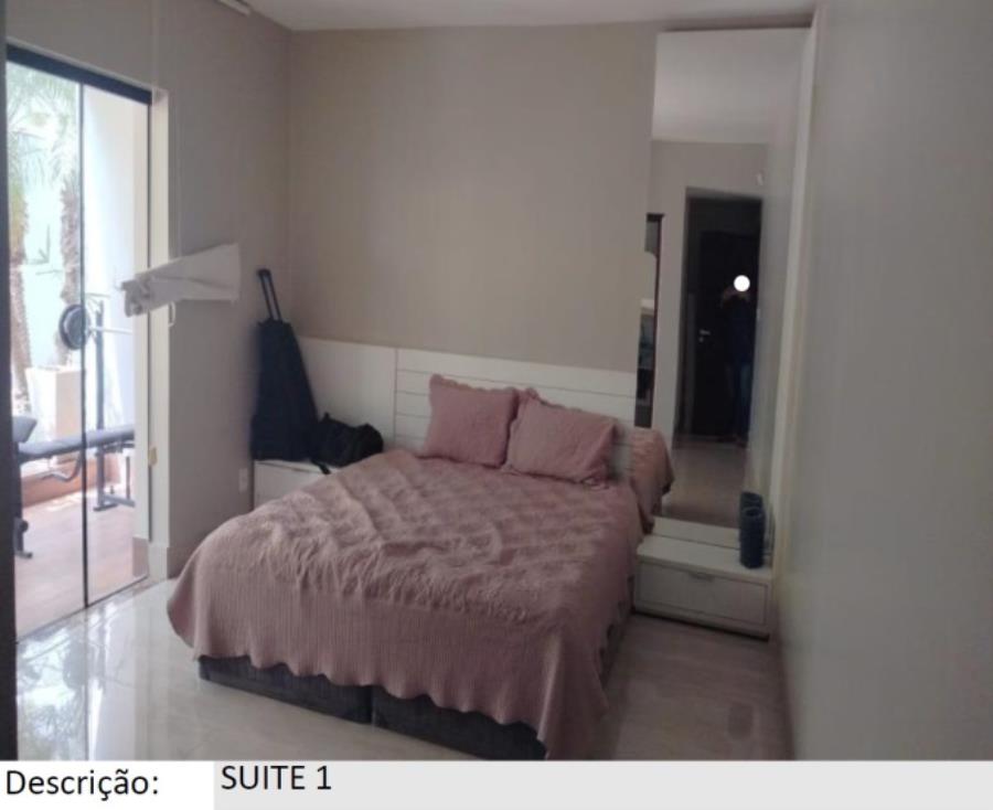 Patos de Minas/MG - Alto dos Caiçaras - Casa com 790m² Leilão Banco Inter, localizado em Patos De Minas - MG, bairro Alto dos Caiçaras