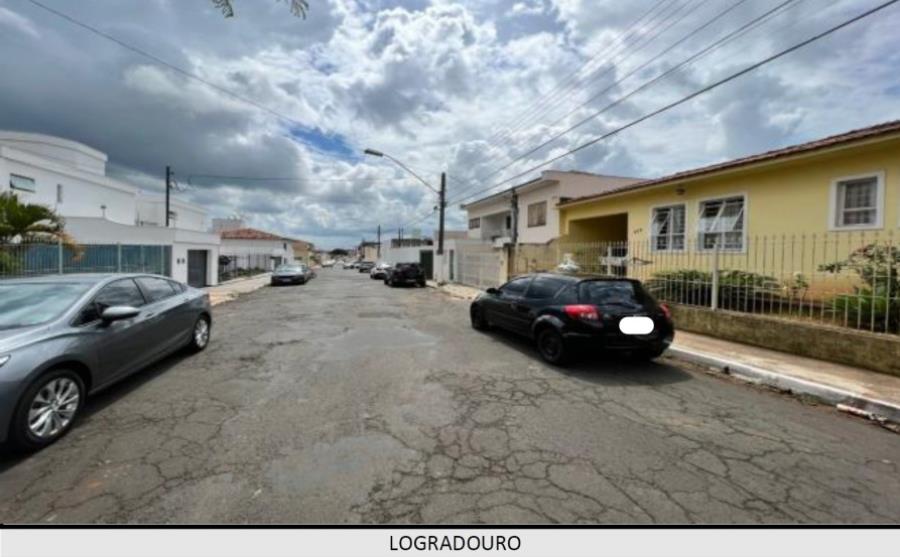 Itararé/SP - Jardim Claudina - Casa com 168m² Leilão Banco Inter, localizado em Itararé - SP, bairro Jardim Claudina