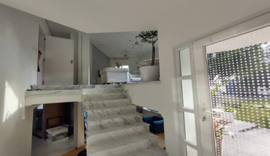 Santana de Parnaíba/SP - Alphaville Residencial 10 - Casa com 393m² Leilão Banco Inter, localizado em Santana De Parnaíba - SP