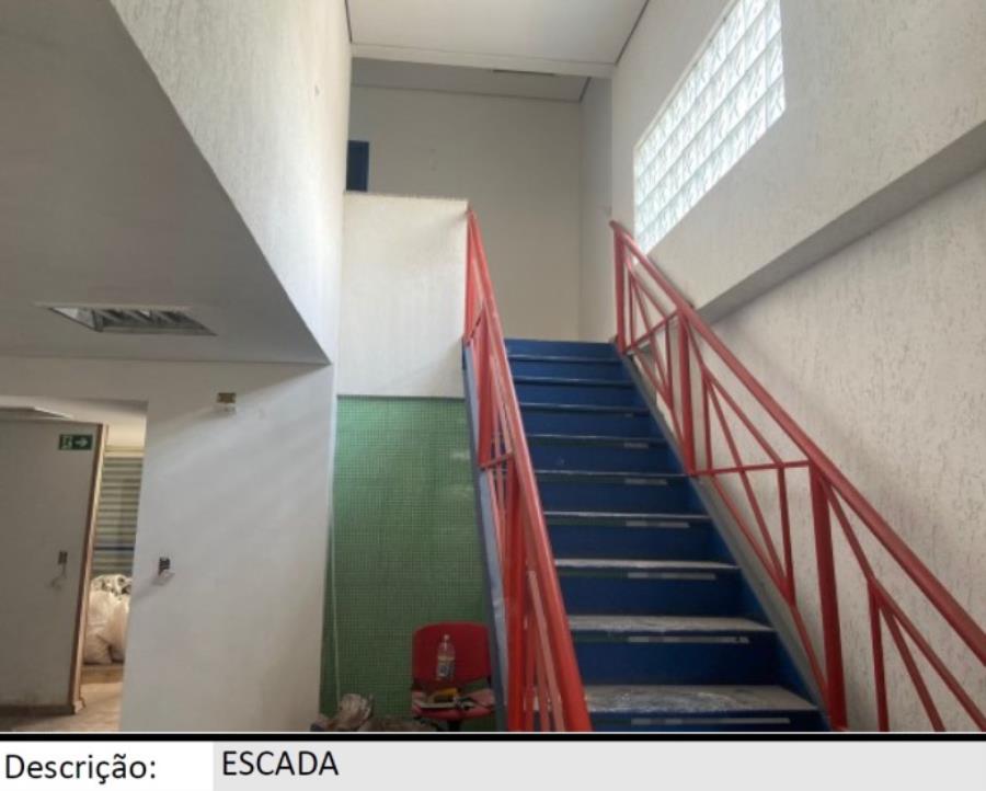 Taboão da Serra/SP - Parque Santos Dumont - Prédio comercial com 300m² Leilão Banco Inter, localizado em Taboão Da Serra - SP, bairro Parque Santos Dumont