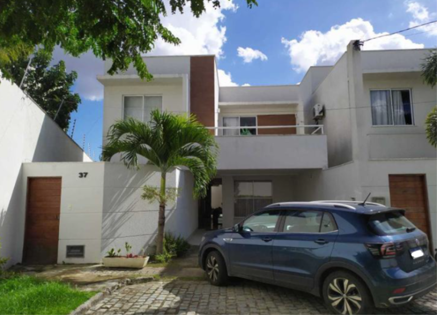 Feira de Santana/BA - SIM - Casa com 222m² Leilão Banco Inter, localizado em Feira De Santana - BA