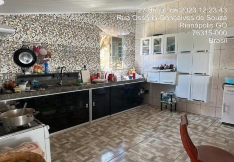 Rianápolis/GO - Setor Arlindo Silva - Casa com 294m² Leilão Banco Inter, localizado em Rianápolis - GO, bairro Setor Arlindo Silva