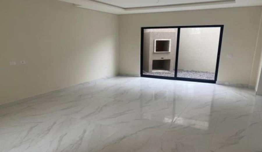 Curitiba/PR - Xaxim - Casa com 157m² Leilão Banco Inter, localizado em Curitiba - PR, bairro Xaxim